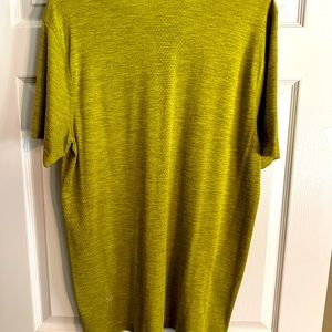 Mens Lululemon t shirt XL